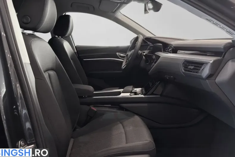Audi Q8 din 2025 cu 9.990 km - oferta AUD254158 - foto 4