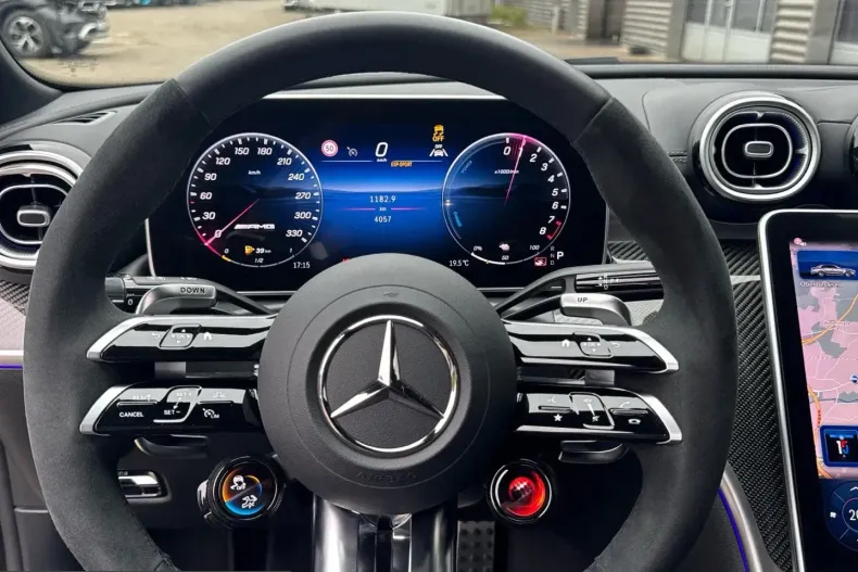 Mercedes-Benz C 63 AMG (Clasa C) din 2025 cu 4.058 km - oferta MER254159 - foto 17