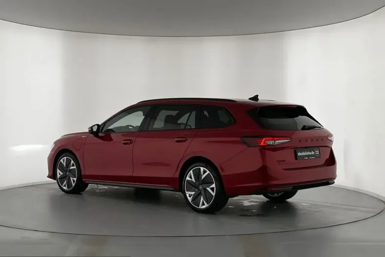Skoda Superb din 2025 cu 12.170 km - oferta SKO254160 - foto 7