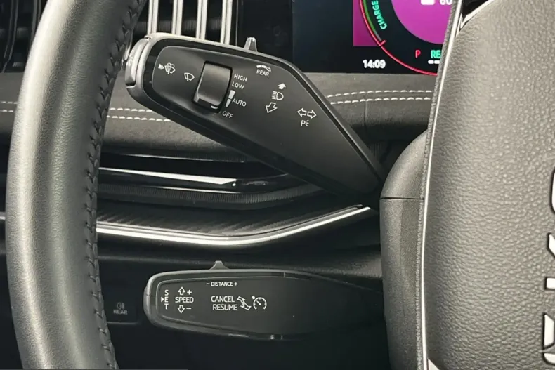Skoda Superb din 2025 cu 12.170 km - oferta SKO254160 - foto 21