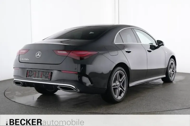 Mercedes-Benz CLA 250 (Clasa CLA) din 2025 cu 12.499 km - oferta MER254161 - foto 2