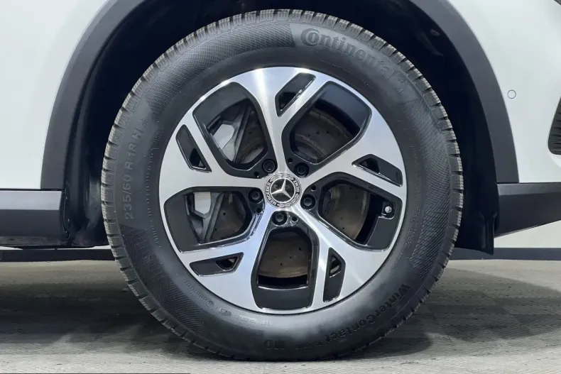 Mercedes-Benz GLC 300 (Clasa GLC) din 2025 cu 28.980 km - oferta MER254165 - foto 35