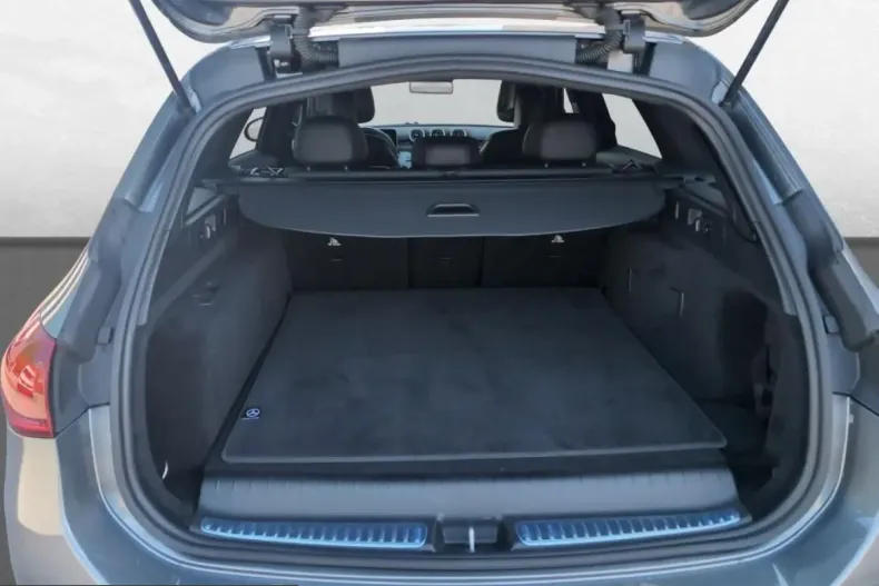 Mercedes-Benz C 300 (Clasa C) din 2025 cu 21.000 km - oferta MER254168 - foto 7