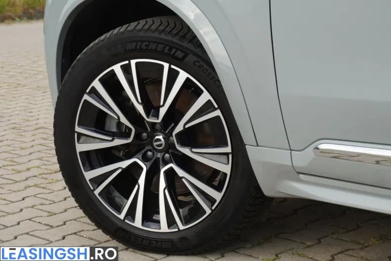 Volvo XC90 din 2024 cu 84.300 km - oferta VOL254171 - foto 19