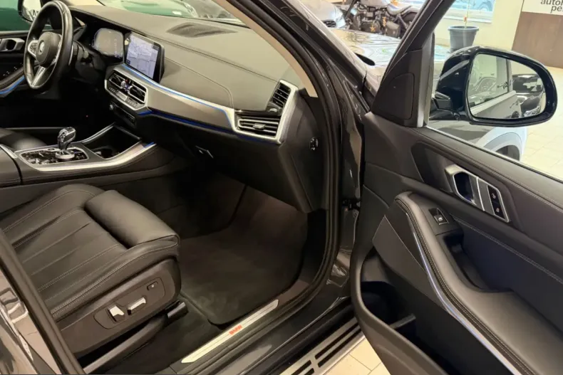 BMW X5 (Seria X) din 2022 cu 41.892 km - oferta BMW254175 - foto 42