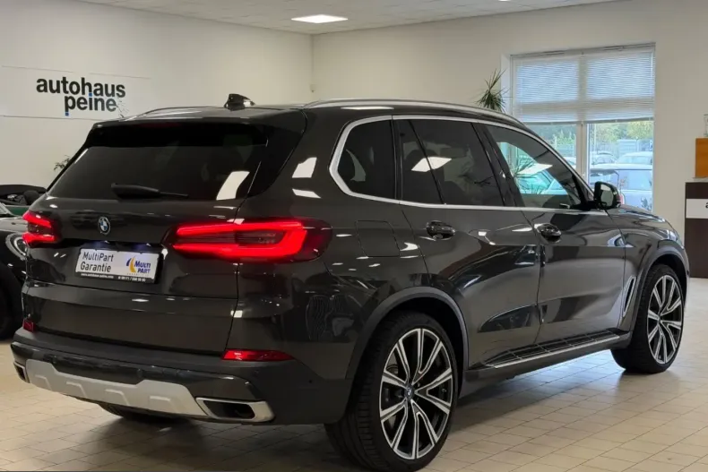 BMW X5 (Seria X) din 2022 cu 41.892 km - oferta BMW254175 - foto 47