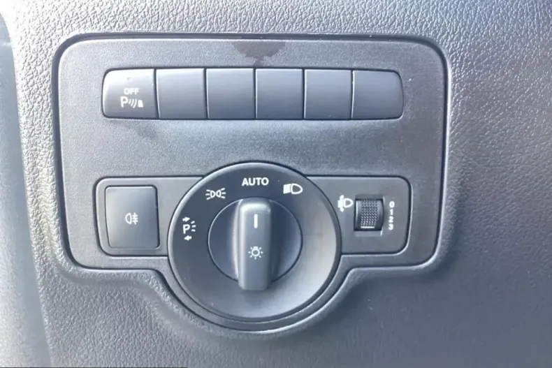 Mercedes-Benz eVito din 2021 cu 105.007 km - oferta MER254179 - foto 15