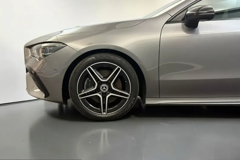 Mercedes-Benz CLA 200 (Clasa CLA) din 2023 cu 80.000 km - oferta MER254188 - foto 4