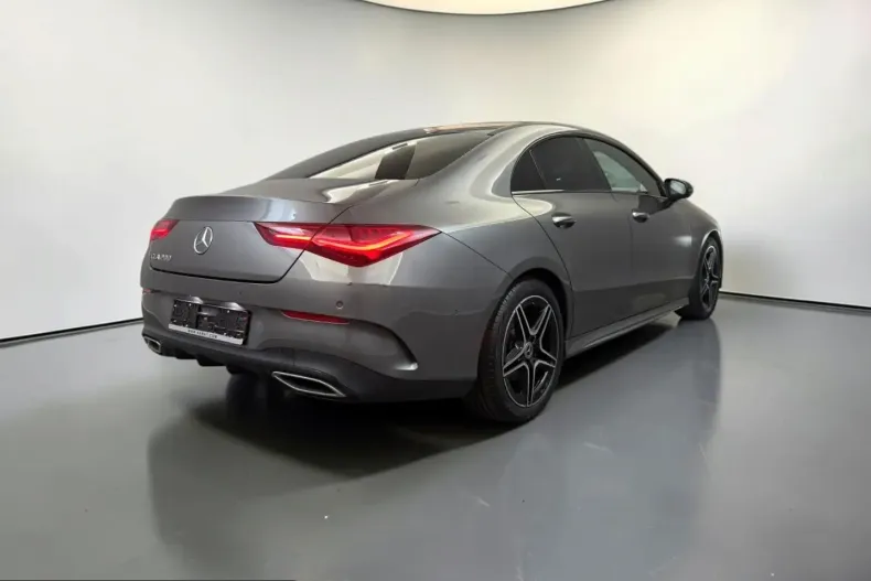 Mercedes-Benz CLA 200 (Clasa CLA) din 2023 cu 80.000 km - oferta MER254188 - foto 7