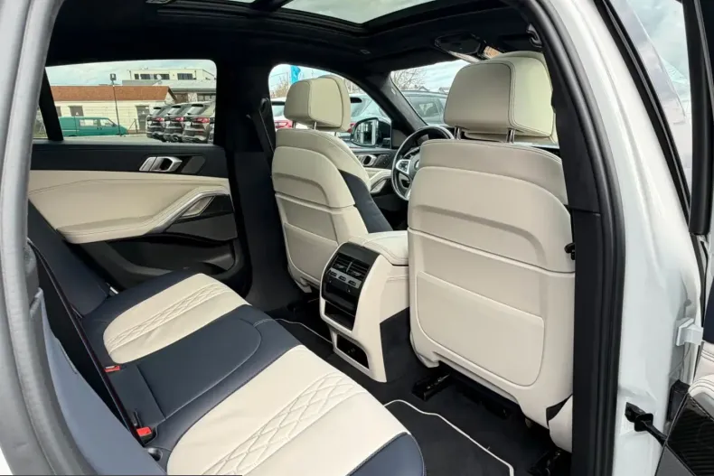 BMW X6 (Seria X) din 2022 cu 54.726 km - oferta BMW254189 - foto 12