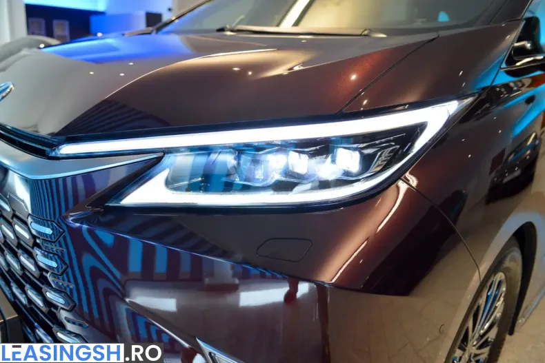 Lexus LM din 2025 cu 15.227 km - oferta LEX254193 - foto 2