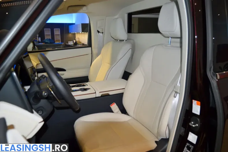 Lexus LM din 2025 cu 15.227 km - oferta LEX254193 - foto 14