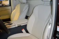 Lexus LM din 2025 cu 15.227 km - oferta LEX254193 - foto 15