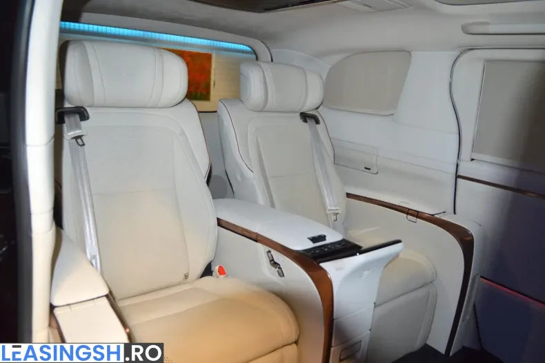 Lexus LM din 2025 cu 15.227 km - oferta LEX254193 - foto 32