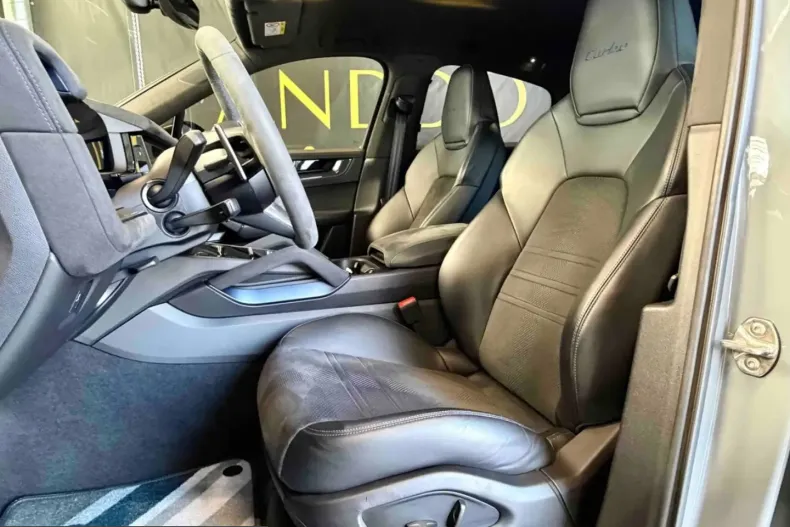 Porsche Cayenne din 2025 cu 65.120 km - oferta POR254210 - foto 17
