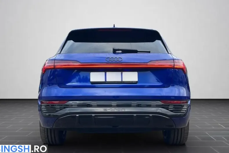 Audi Q8 din 2023 cu 8.317 km - oferta AUD254223 - foto 3