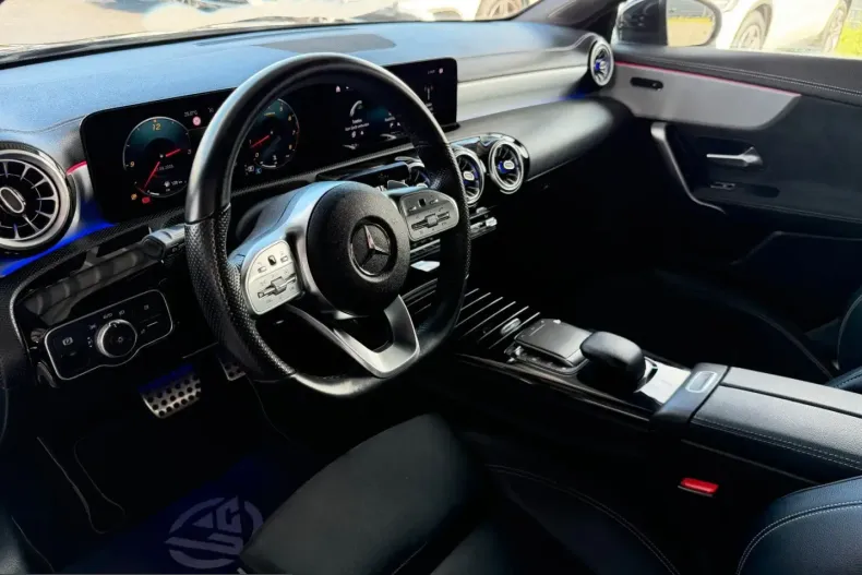 Mercedes-Benz CLA 250 (Clasa CLA) din 2021 cu 55.800 km - oferta MER254230 - foto 14