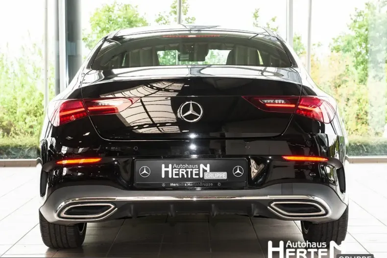 Mercedes-Benz CLA 200 (Clasa CLA) din 2025 cu 15.796 km - oferta MER254231 - foto 4