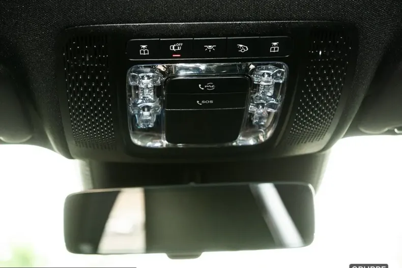 Mercedes-Benz CLA 200 (Clasa CLA) din 2025 cu 15.796 km - oferta MER254231 - foto 11