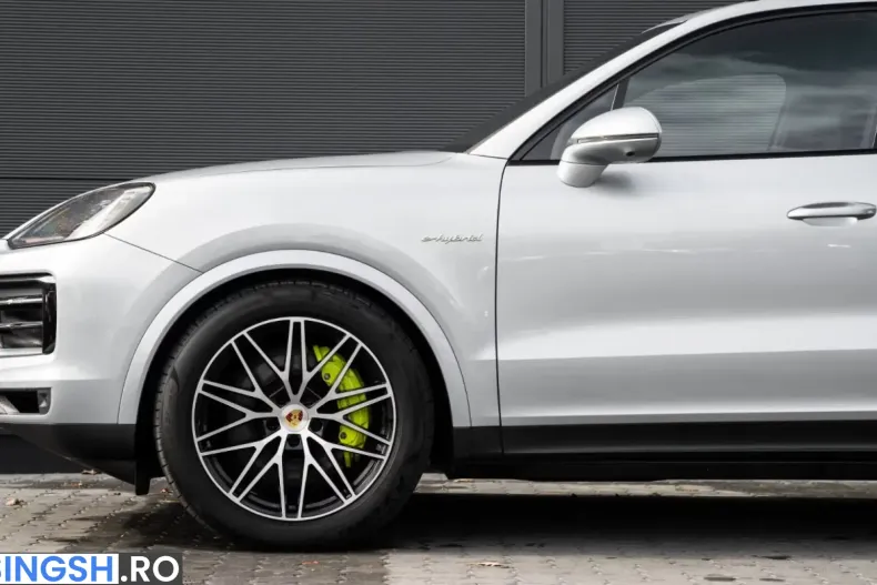 Porsche Cayenne din 2024 cu 27.412 km - oferta POR254239 - foto 6