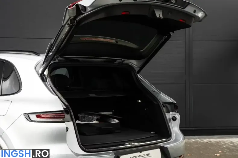 Porsche Cayenne din 2024 cu 27.412 km - oferta POR254239 - foto 18