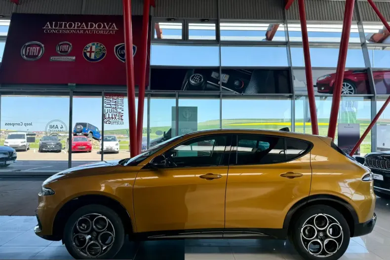 Alfa Romeo Tonale din 2026 cu 0 km - oferta ALF254240 - foto 2