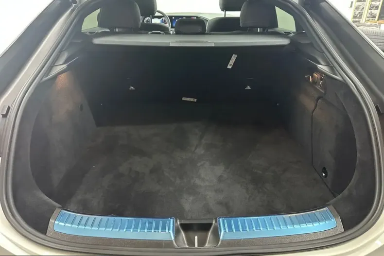 Mercedes-Benz GLE 350 (Clasa GLE) din 2025 cu 11.120 km - oferta MER254243 - foto 11
