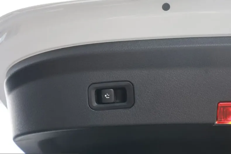 Mercedes-Benz GLE 350 (Clasa GLE) din 2025 cu 9.987 km - oferta MER254244 - foto 27
