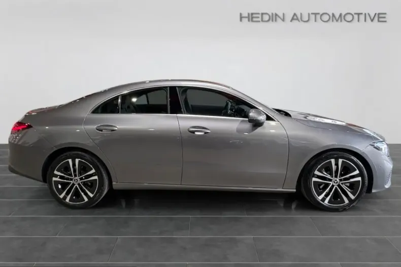 Mercedes-Benz CLA 180 (Clasa CLA) din 2025 cu 1.470 km - oferta MER254250 - foto 6