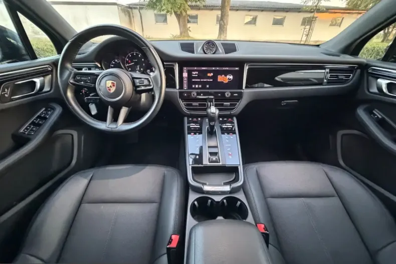 Porsche Macan din 2023 cu 44.957 km - oferta POR254252 - foto 12