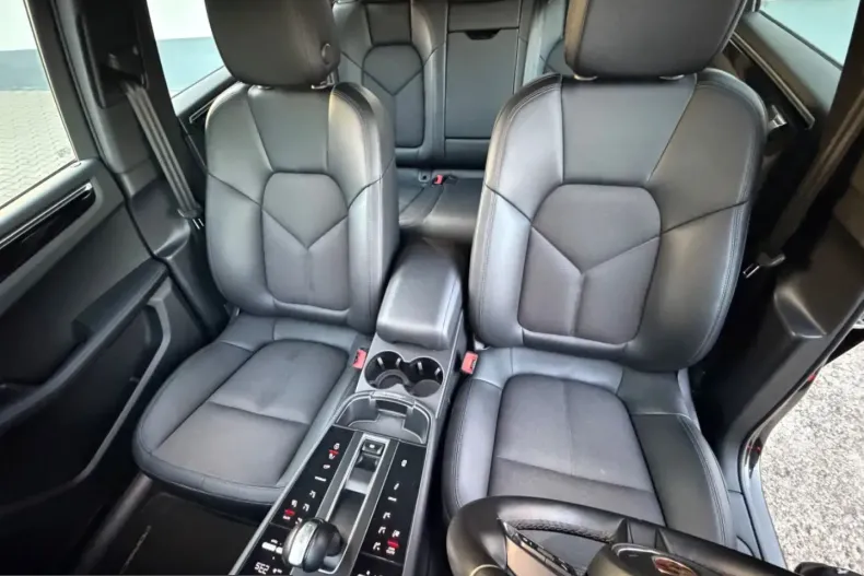 Porsche Macan din 2023 cu 44.957 km - oferta POR254252 - foto 16