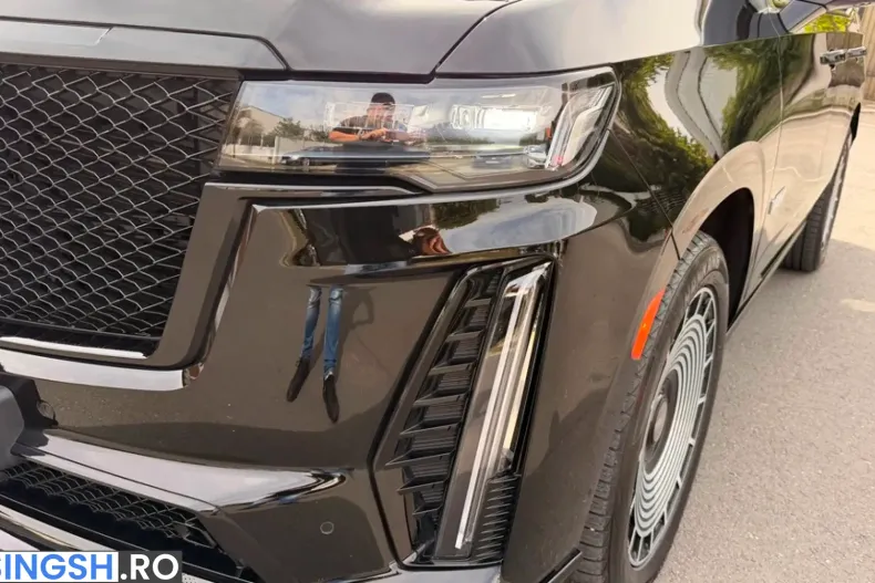 Cadillac Escalade SUPERCHARGED ESV din 2024 cu 17.000 km - oferta CAD254255 - foto 13