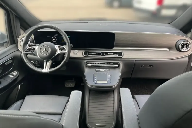 Mercedes-Benz V 300 (Clasa V) din 2024 cu 29.734 km - oferta MER254284 - foto 11