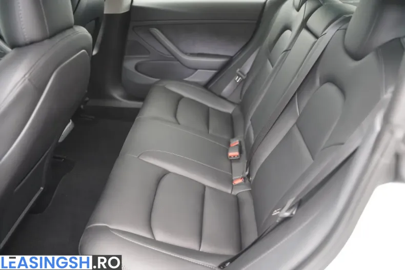 Tesla Model 3 din 2021 cu 79.998 km - oferta TES254309 - foto 9