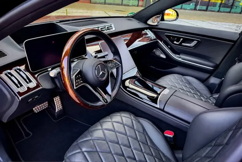Mercedes-Benz S 450 (Clasa S) din 2024 cu 27.000 km - oferta MER254312 - foto 7
