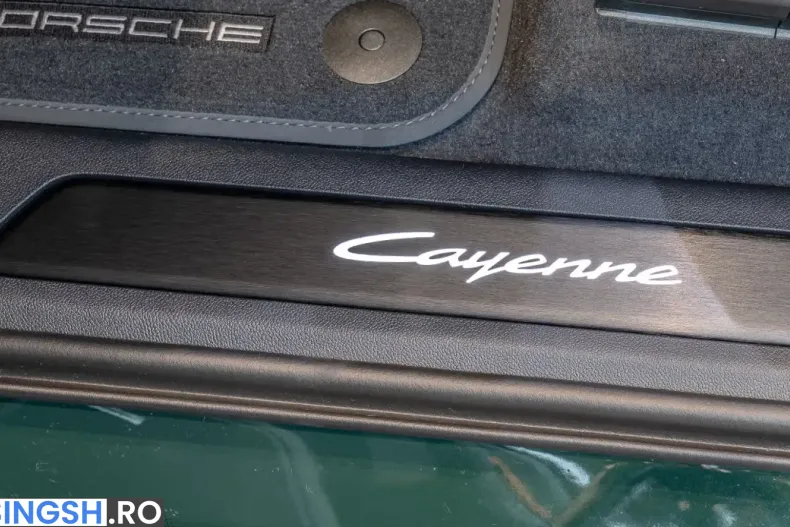 Porsche Cayenne din 2026 cu 9.900 km - oferta POR254332 - foto 16