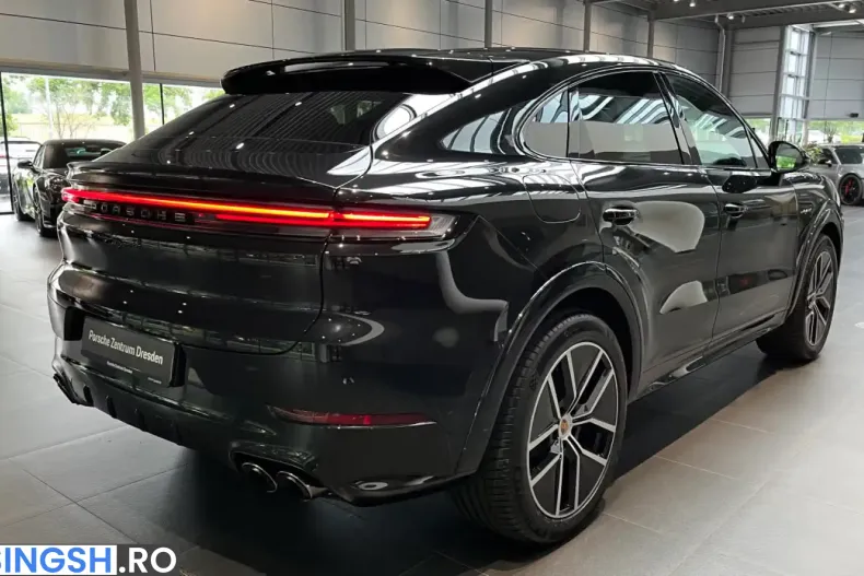 Porsche Cayenne din 2026 cu 1.105 km - oferta POR254375 - foto 8