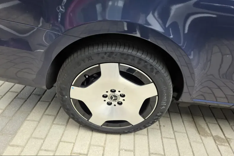 Mercedes-Benz V 300 (Clasa V) din 2025 cu 7.700 km - oferta MER254380 - foto 9