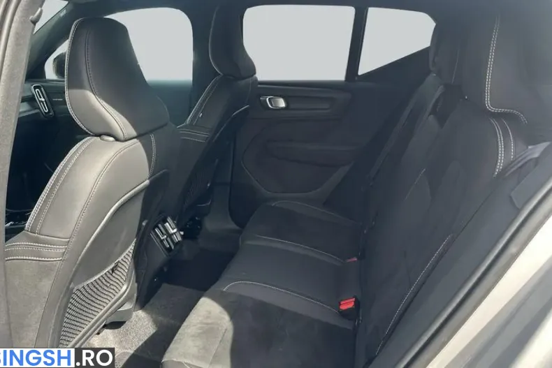 Volvo XC40 din 2025 cu 26.132 km - oferta VOL254381 - foto 11