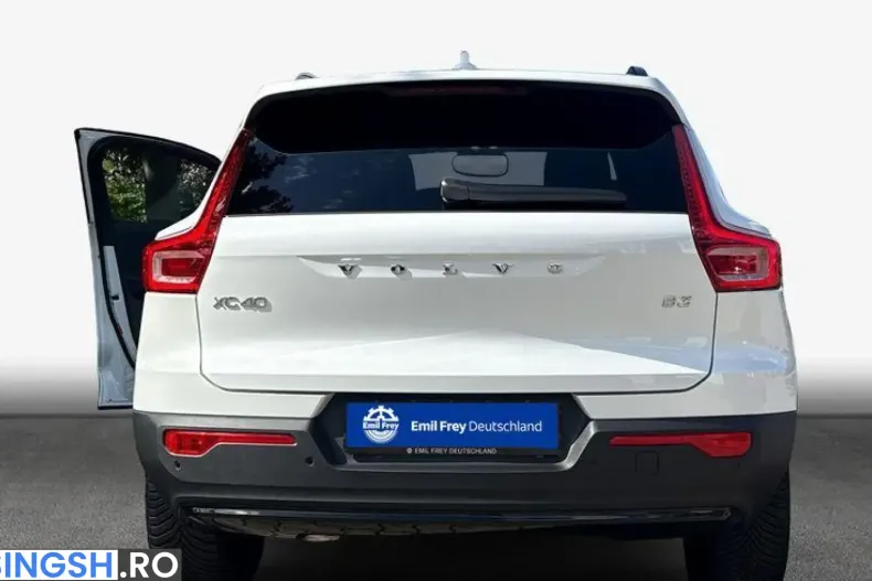 Volvo XC40 din 2025 cu 24.493 km - oferta VOL254384 - foto 4