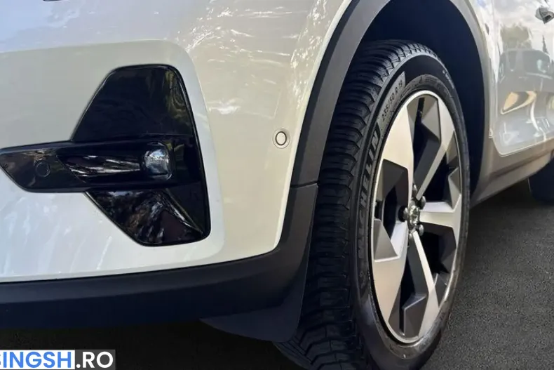 Volvo XC40 din 2025 cu 24.493 km - oferta VOL254384 - foto 6