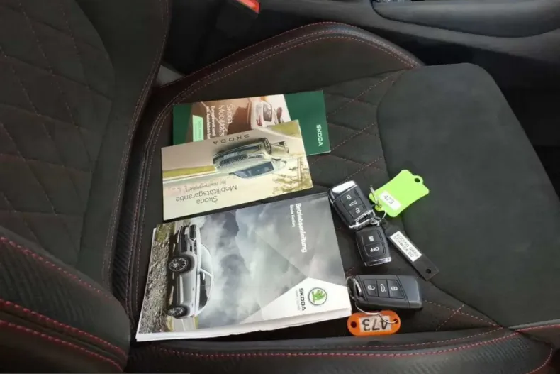 Skoda Kodiaq din 2024 cu 84.025 km - oferta SKO254386 - foto 4