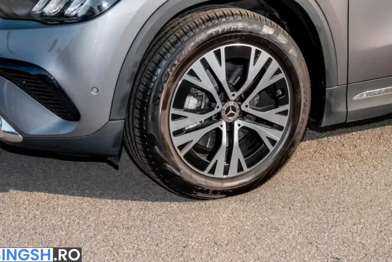 Mercedes-Benz GLA 200 (Clasa GLA) din 2025 cu 8.601 km - oferta MER254389 - foto 6