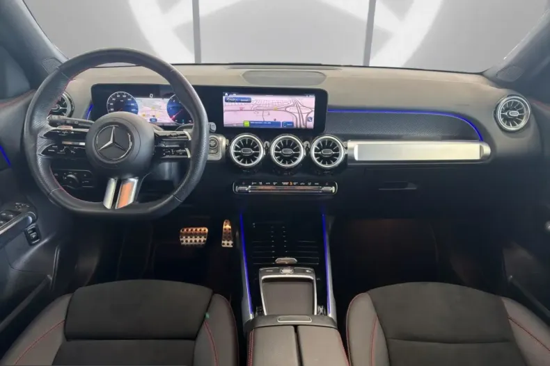 Mercedes-Benz GLB 200 (Clasa GLB) din 2024 cu 25.343 km - oferta MER254393 - foto 8