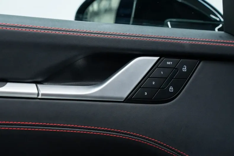 Porsche 992 din 2025 cu 8.929 km - oferta POR254400 - foto 27