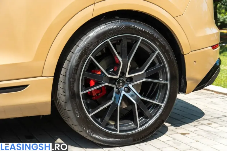 Audi Q8 din 2025 cu 10.000 km - oferta AUD254402 - foto 10