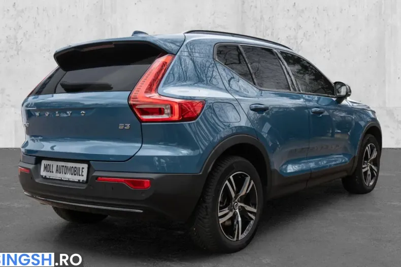 Volvo XC40 din 2023 cu 11.983 km - oferta VOL254410 - foto 2