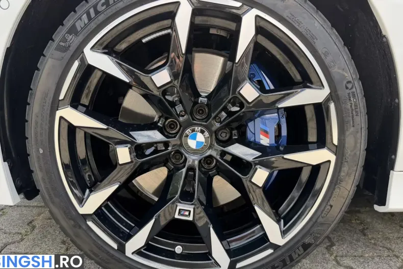 BMW 330 (Seria 3) din 2025 cu 2.501 km - oferta BMW254423 - foto 7