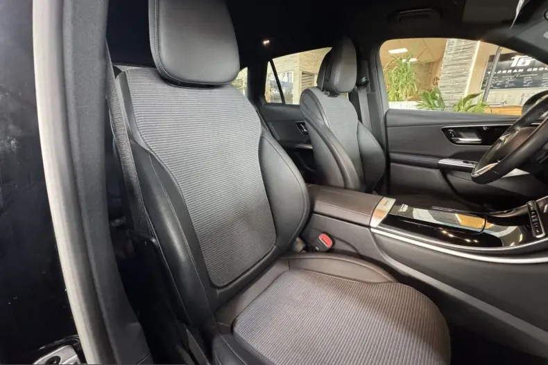 Mercedes-Benz GLC 220 (Clasa GLC) din 2023 cu 67.682 km - oferta MER254429 - foto 16