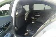 Mercedes-Benz E 200 (Clasa E) din 2025 cu 27.735 km - oferta MER254430 - foto 12